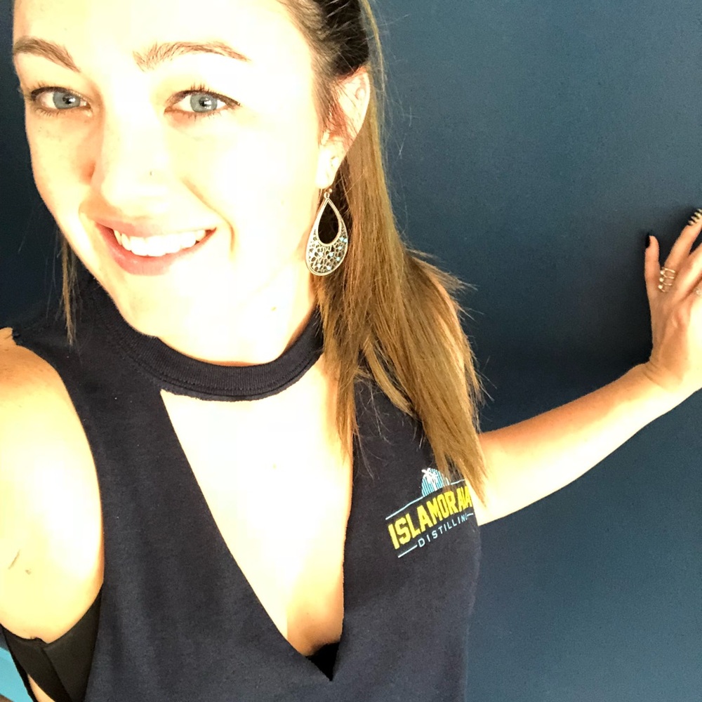 Meet your Posher, Kayla